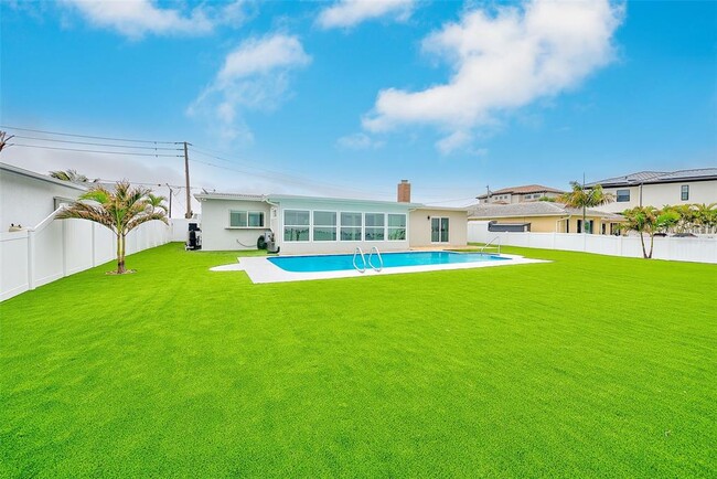 Building Photo - 5434 Oakhurst Dr