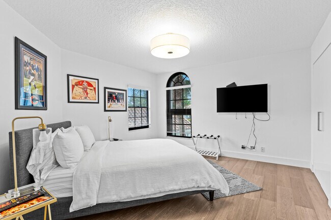 Building Photo - 2493 NW 64th St