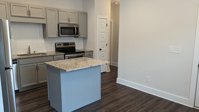 Building Photo - 4056 Ashley Drive