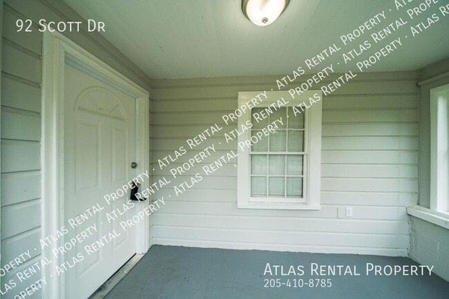 Building Photo - 92 Scott Dr