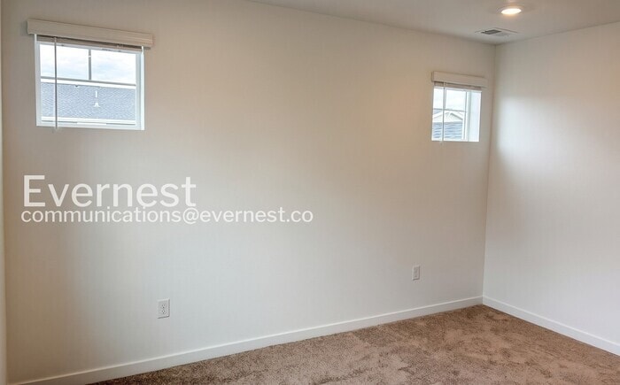 Building Photo - 6426 Red Willow Dr