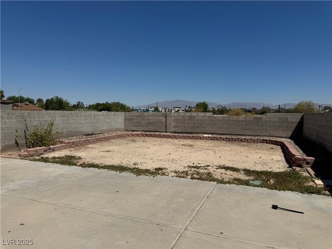 Building Photo - 4012 Abrams Ave