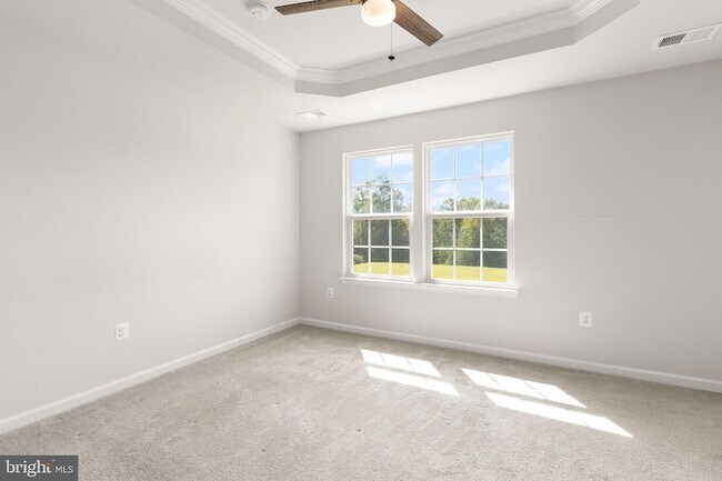 Building Photo - 36084 Fawn Ln