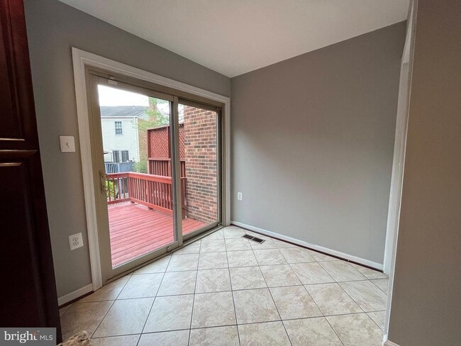 Building Photo - 11353 Cromwell Ct