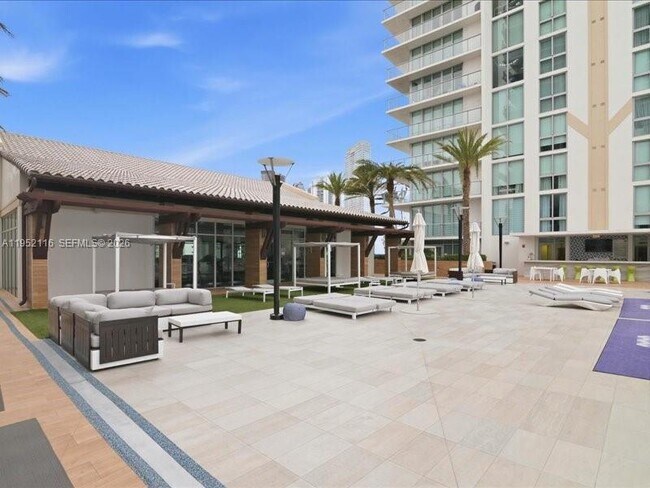 Building Photo - 330 Sunny Isles Blvd