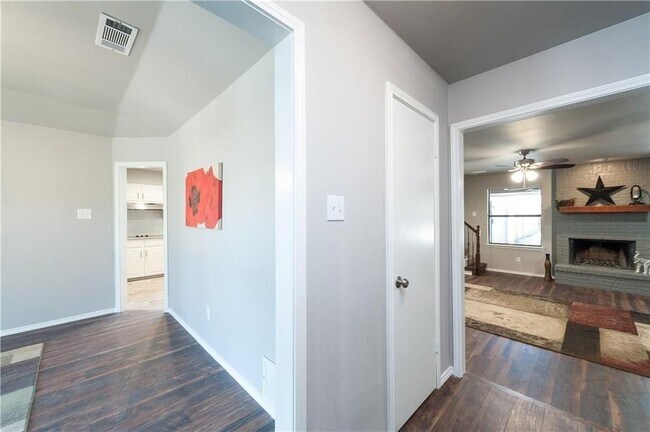 Building Photo - 509 Indian Creek Dr