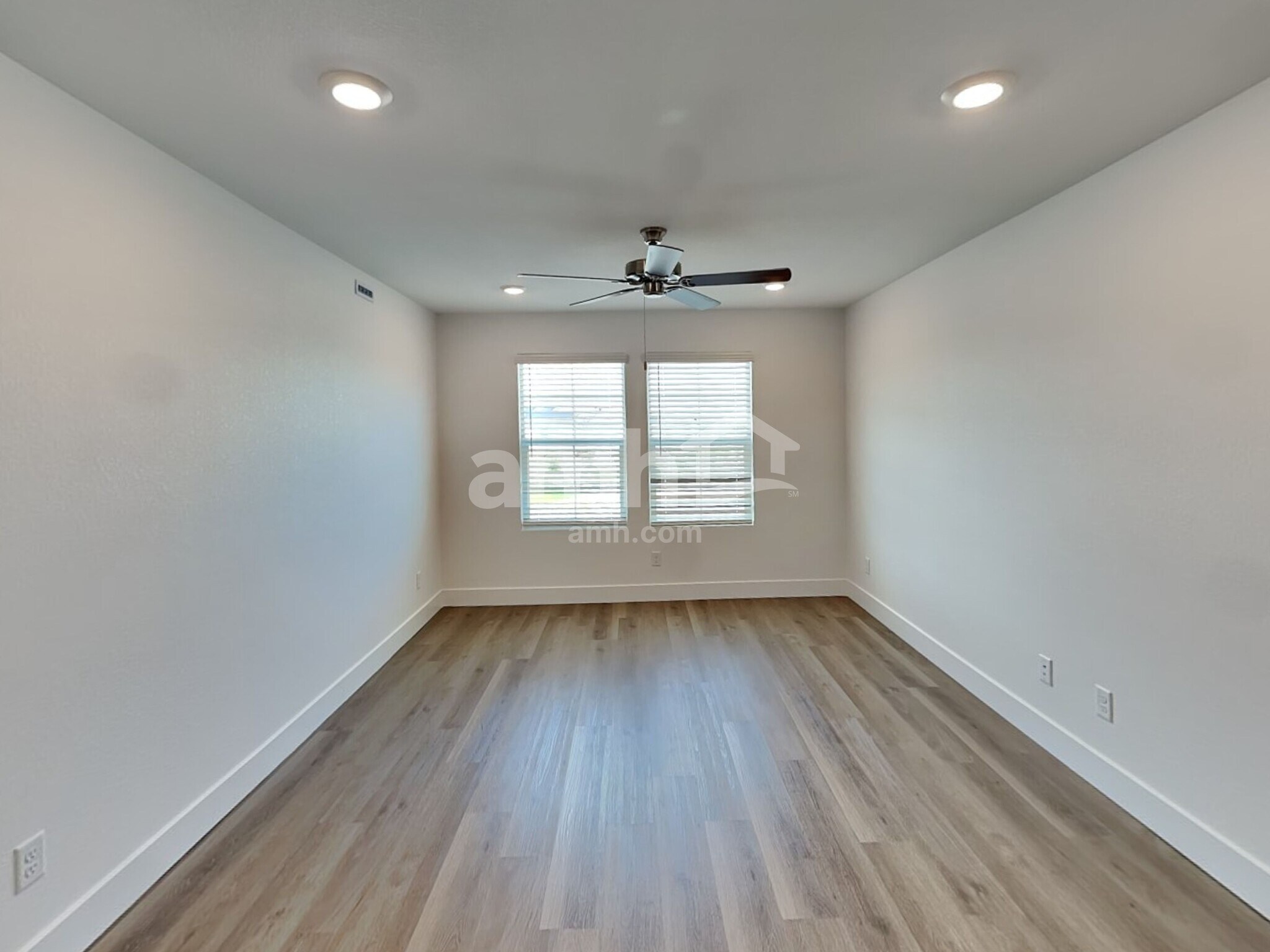 Building Photo - 8055 Braavos Peninsula Ave