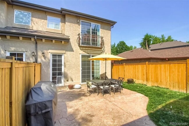 Building Photo - 5 bedroom home 3 blocks from Wash Park!
