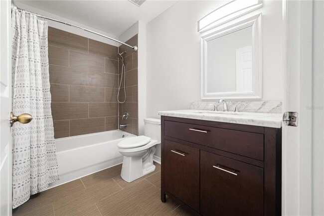 Building Photo - 9412 Lake Chase Island Way