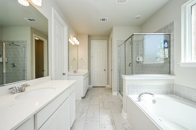 Building Photo - 24311 Orley Is Ct