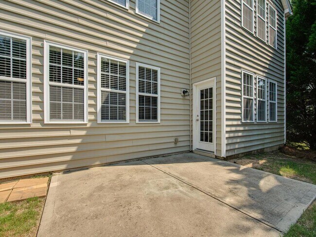 Building Photo - 6322 Adobe Rd