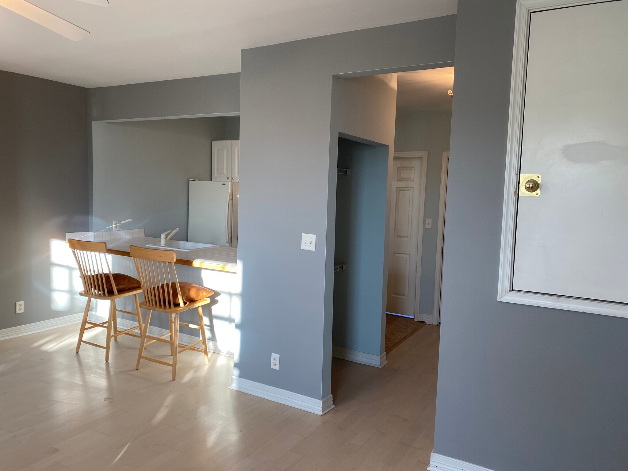 Building Photo - 19 S Broadway