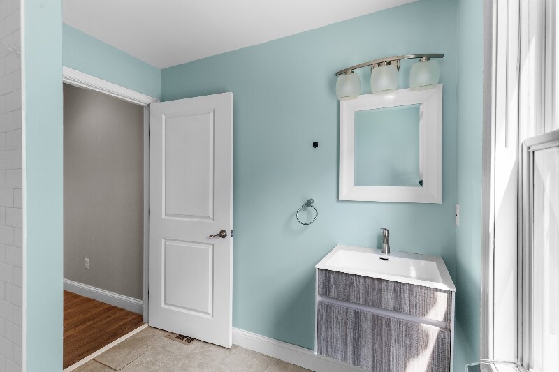 Building Photo - 14 Trenton St