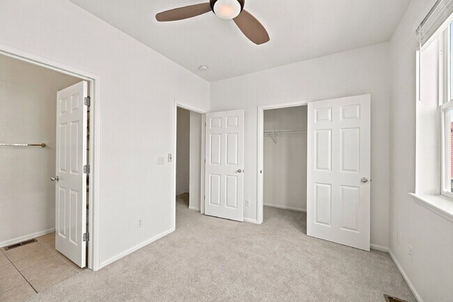 Building Photo - 2,640.95, 2 Bed, 2.5 Bath Townhome in Arvada with Central AC, and attached Garage!