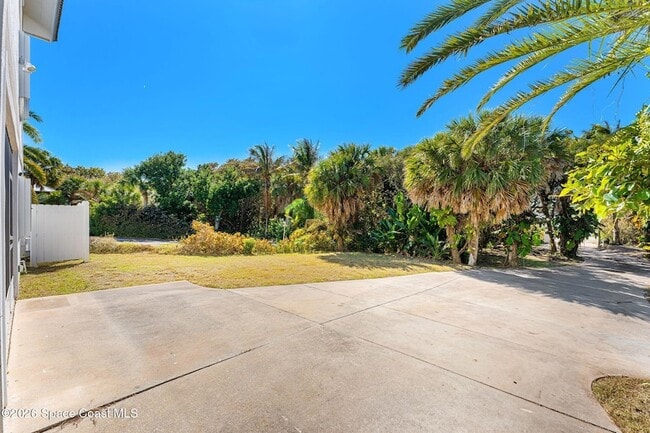 Building Photo - 9085 S Hwy A1A