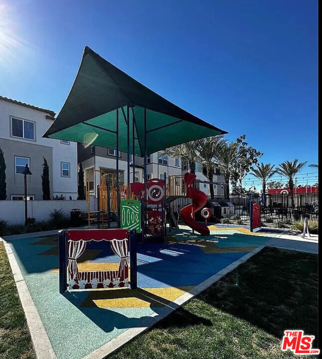 Building Photo - 3015 Tallahassee Ln