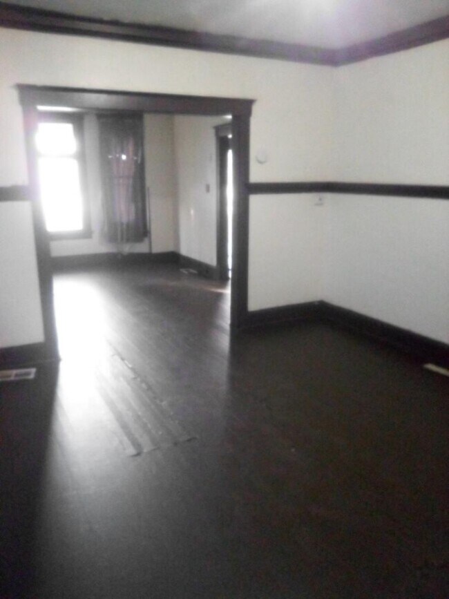 Building Photo - 1538 N 29th St