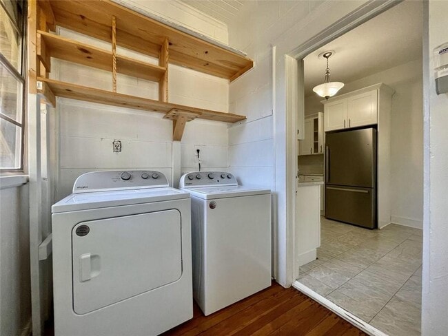 Building Photo - 1193 Mansfield Ave NE