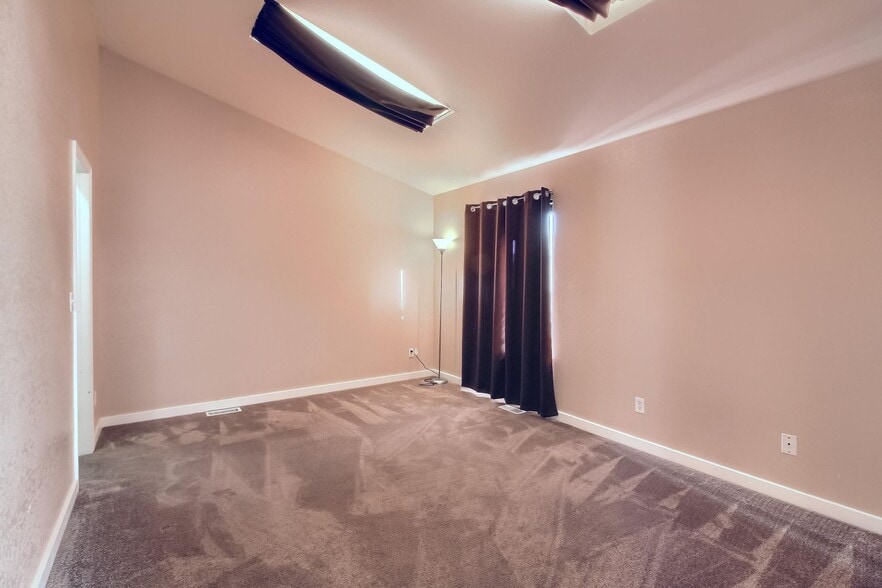 Building Photo - 3884 W 63rd Pl