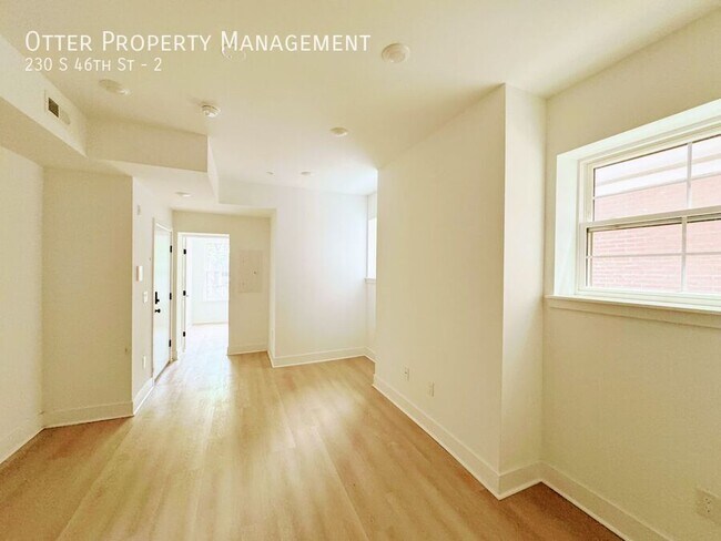 Building Photo - 230 S 46th St