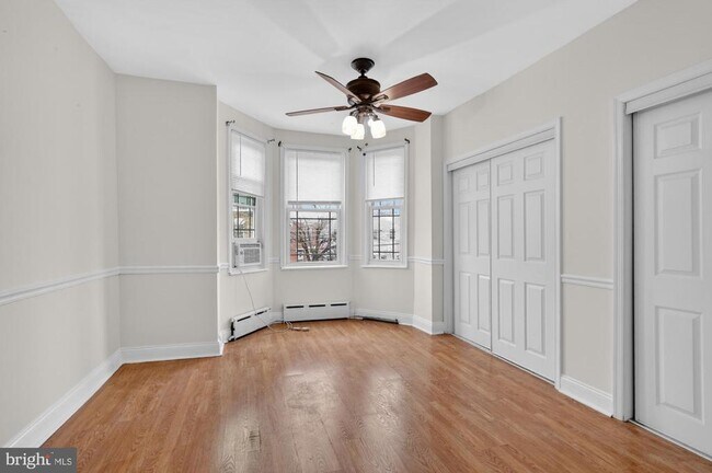 Building Photo - 2524 E Lehigh Ave