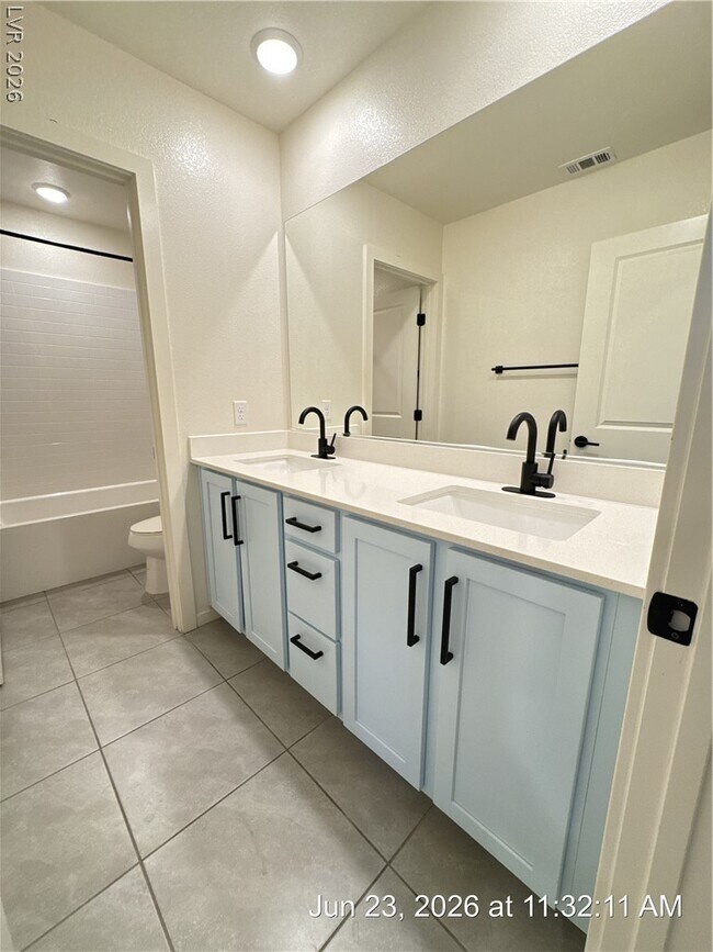 Building Photo - 759 Faircliff Ct