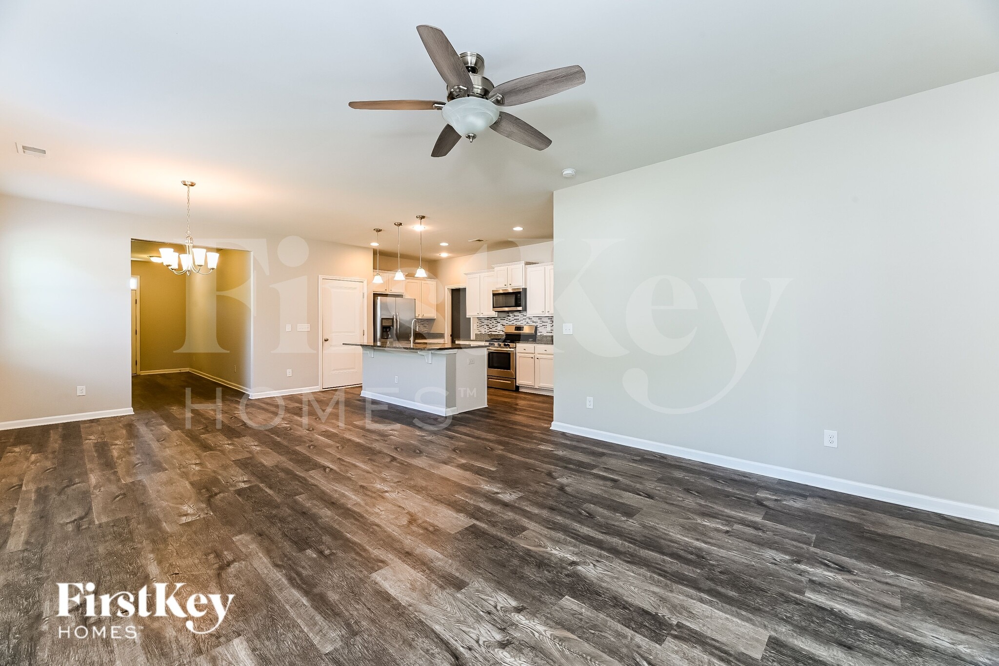 Building Photo - 301 Mincy St