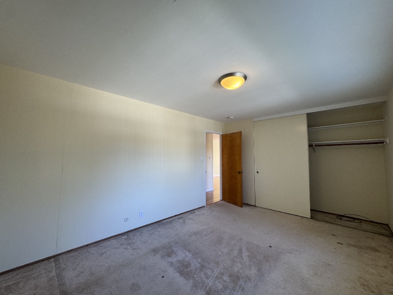 Building Photo - 860 Prospect Row