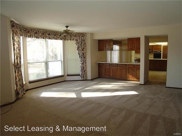 Building Photo - 218 Lazy Ridge Dr