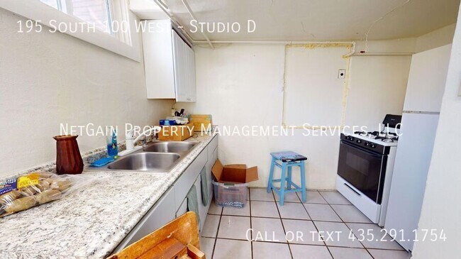 Building Photo - 195 S 100 W