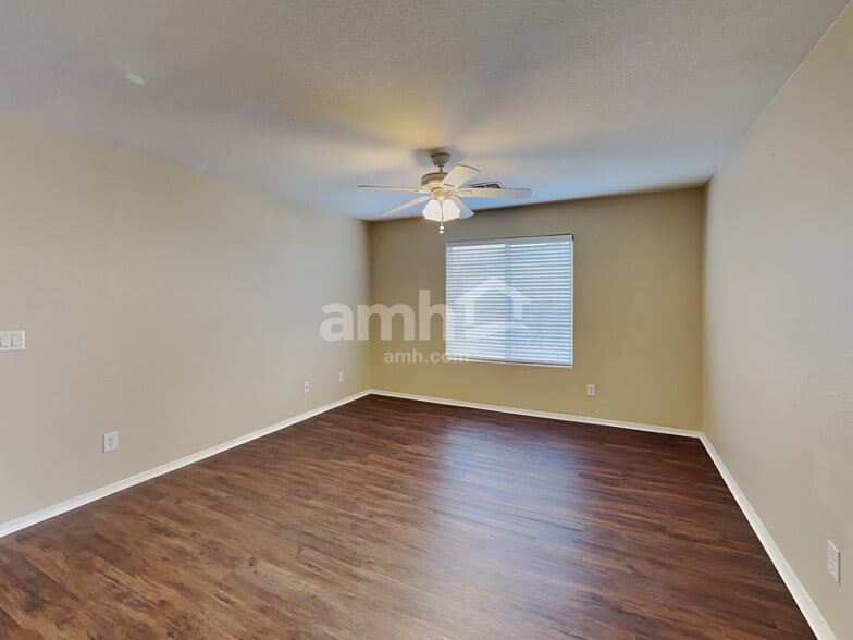 Building Photo - 3768 E Bright View St