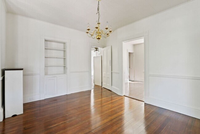 Building Photo - 29 Gibbens St