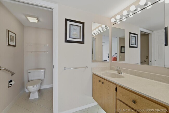Building Photo - 2601 Marina Isle Way