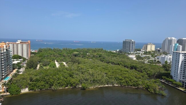 Building Photo - 936 Intracoastal Dr