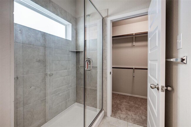 Building Photo - 120 Lyndon Dr