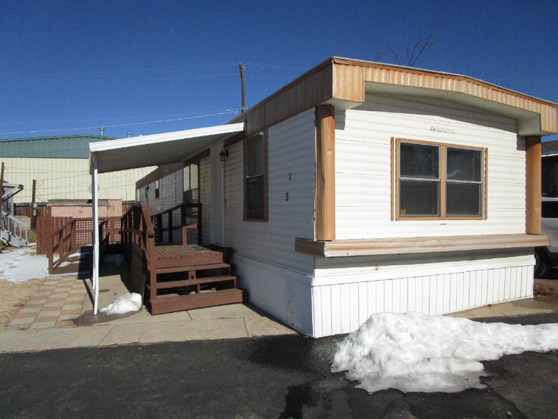 Primary Photo - 3841 N Cascade Ave