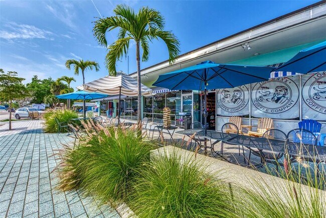 Building Photo - 2400 N Beach Rd