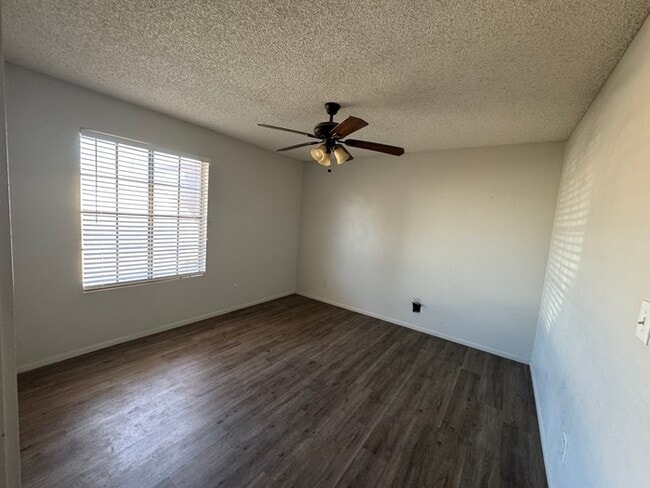 Building Photo - 5239 W Freeway Ln