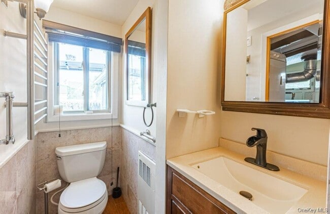 Building Photo - 97 N Ocean Ave