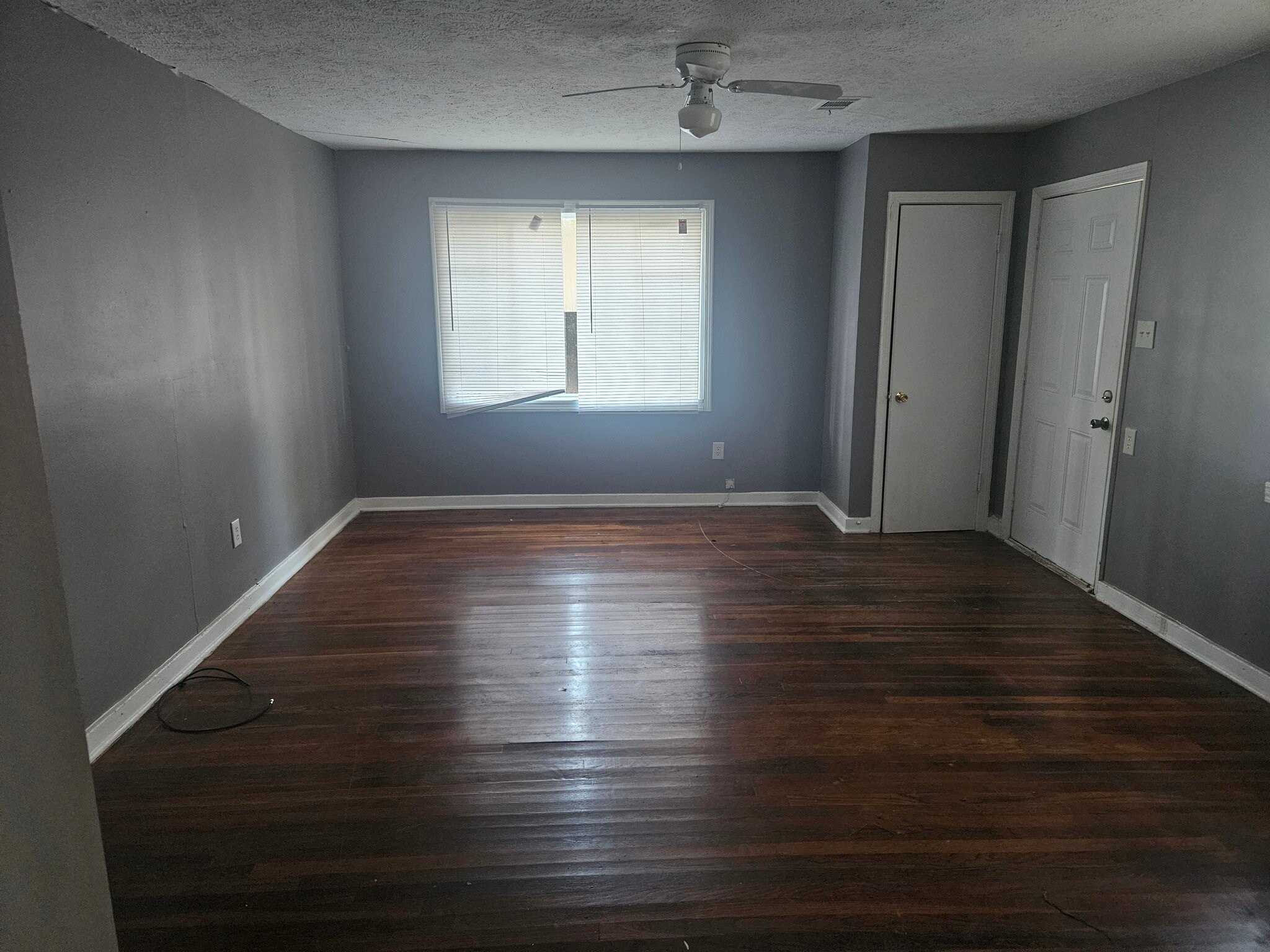 Building Photo - 2401 Coronet Pl