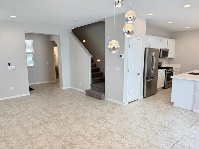 Building Photo - 14220 W Buckskin Trl