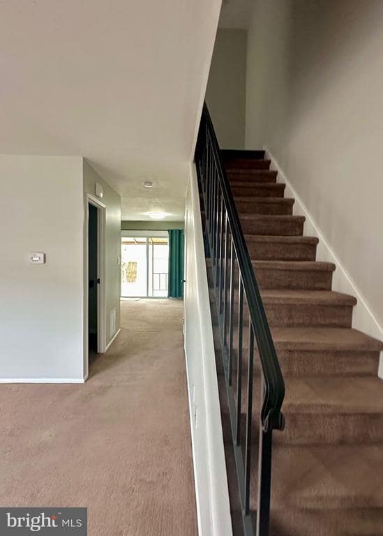 Building Photo - 53 Eisenhower Cir