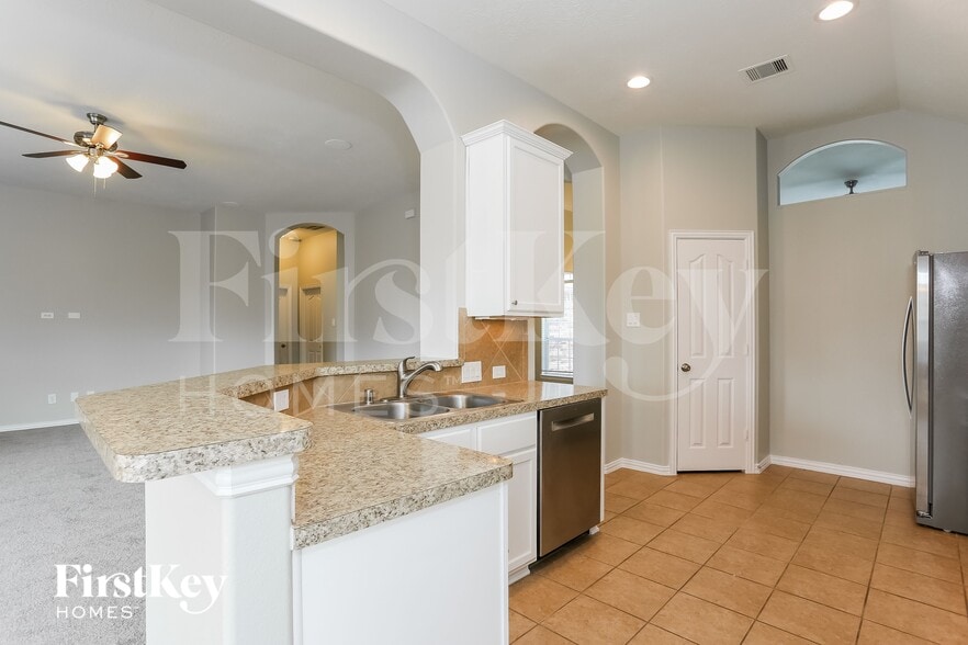 Building Photo - 6542 Turner Fields Ln