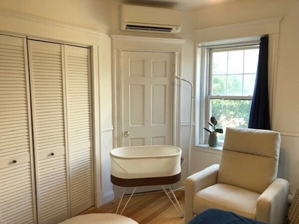 Building Photo - 176 Naples Rd