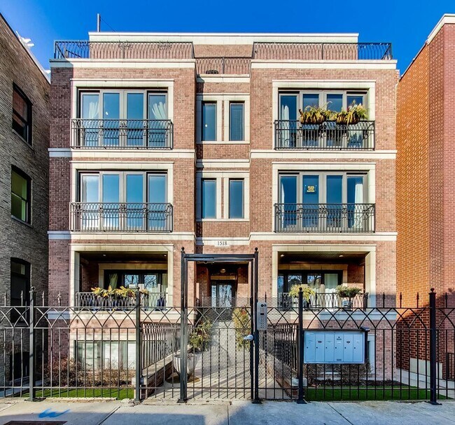 Building Photo - 1518 W Cortez St