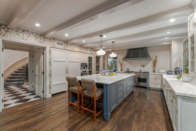 Building Photo - 7171 Chelan Way