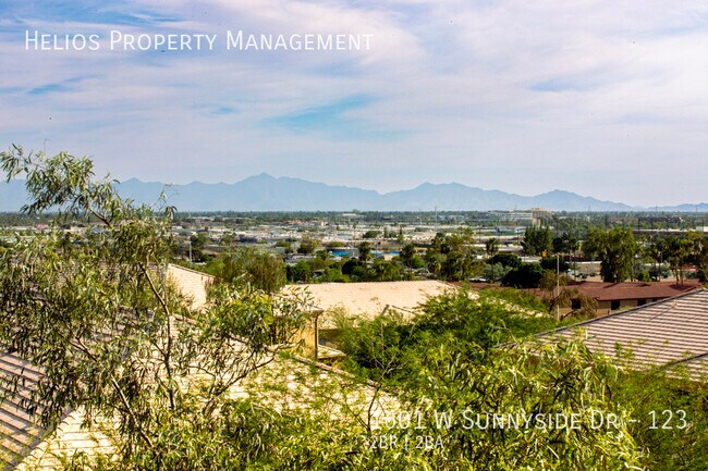 Building Photo - 1601 W Sunnyside Dr