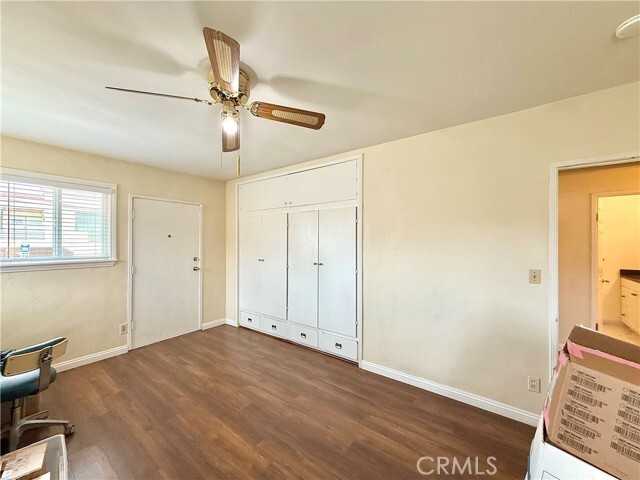 Building Photo - 3159 Del Mar Ave
