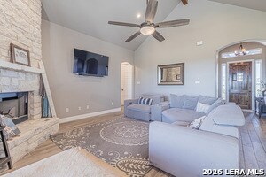 Building Photo - 157 Summer Mdw Dr
