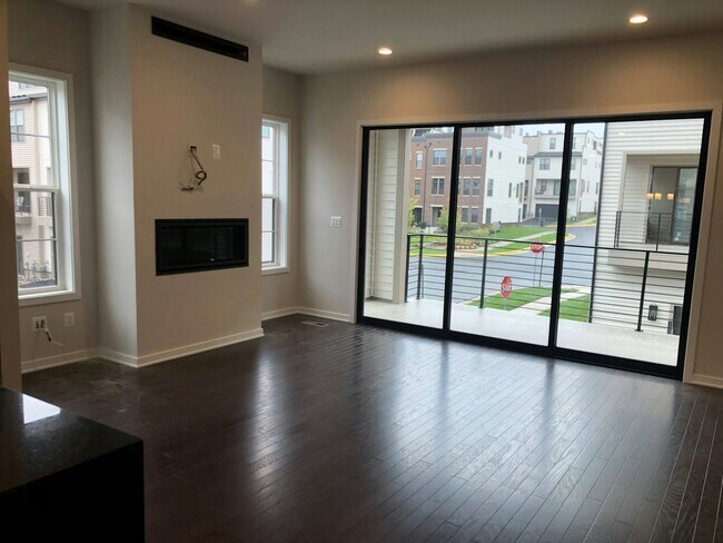 Building Photo - 22188 Webster Pk Ter